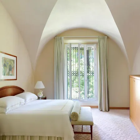 Four Seasons Hotel Milano Room photo